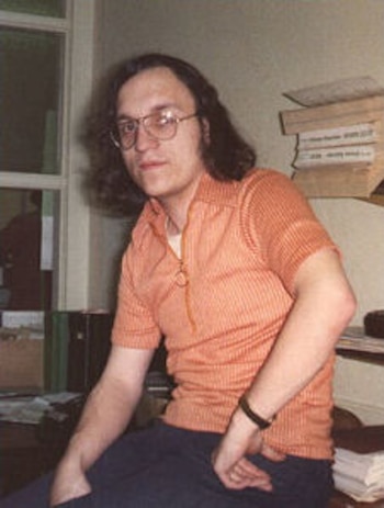 Además de la escritura, una