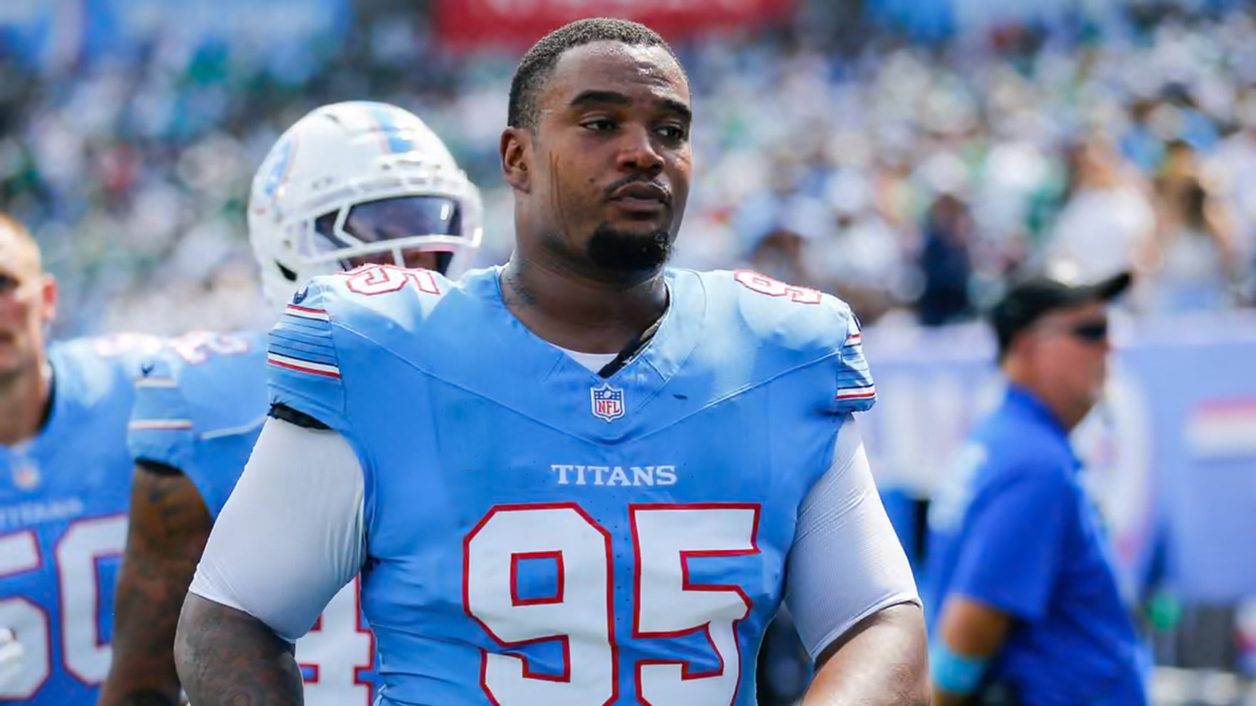 Los Tennessee Titans despidieron a Jordan Elliott por llevar un arma a las instalaciones del equipo: la NFL ya investiga de manera formal