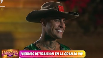 Paul Michael celebra su victoria en el duelo de la salvación, instante clave que cambió el rumbo de la nominación y aumentó la tensión entre los concursantes. YouTube: La Granja Vip