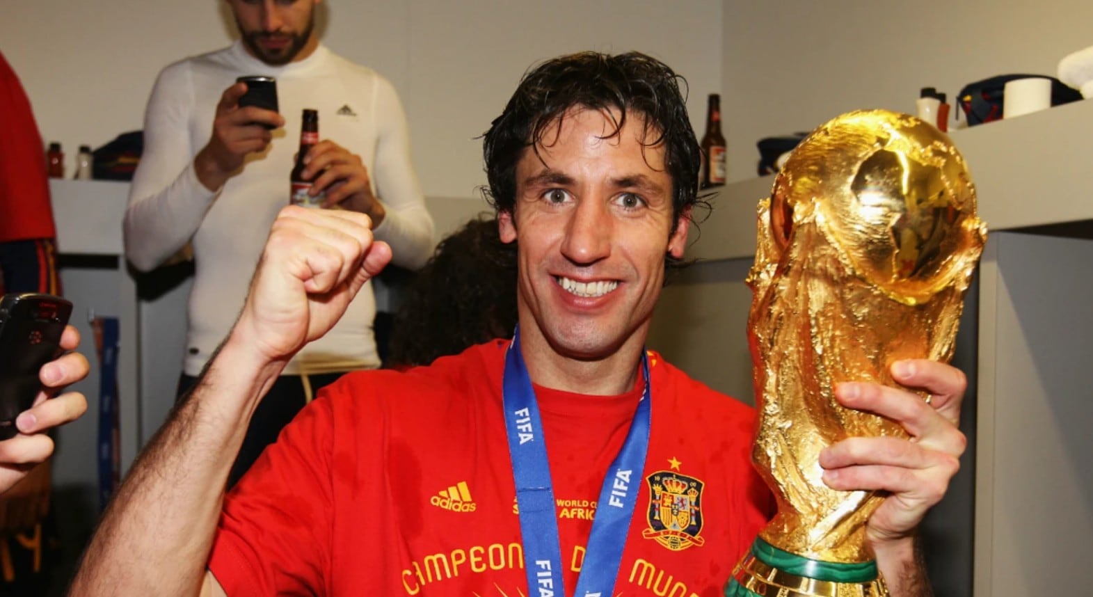 Joan Capdevila pide ayuda desesperada en redes tras denegarle la entrada a Estados Unidos para la final del Mundial