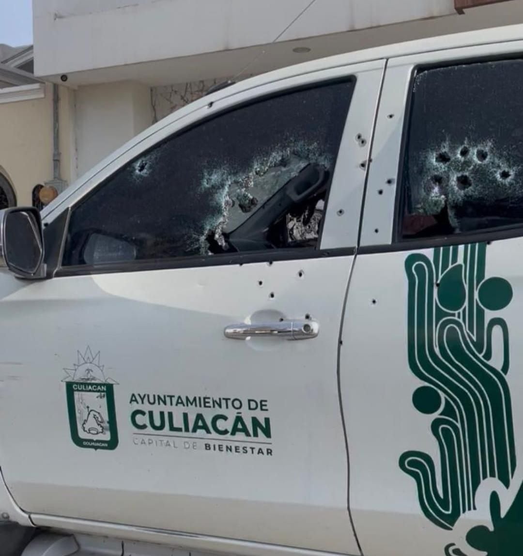 La unidad quedó con diversos impactos de arma de fuego
(X/@SOYCINDYBELTRAN)