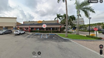 El histórico Denny’s de Biscayne Boulevard en Miami cierra tras 55 años de servicio