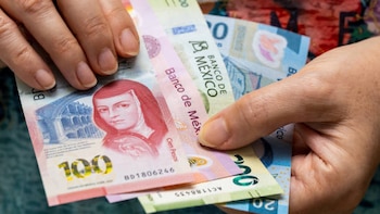 Economía mexicana se estanca en marzo: crecen servicios, tropieza la industria