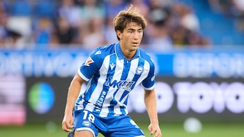 El alavesista Mikel Rodríguez sufre una rotura del ligamento cruzado anterior de su rodilla derecha