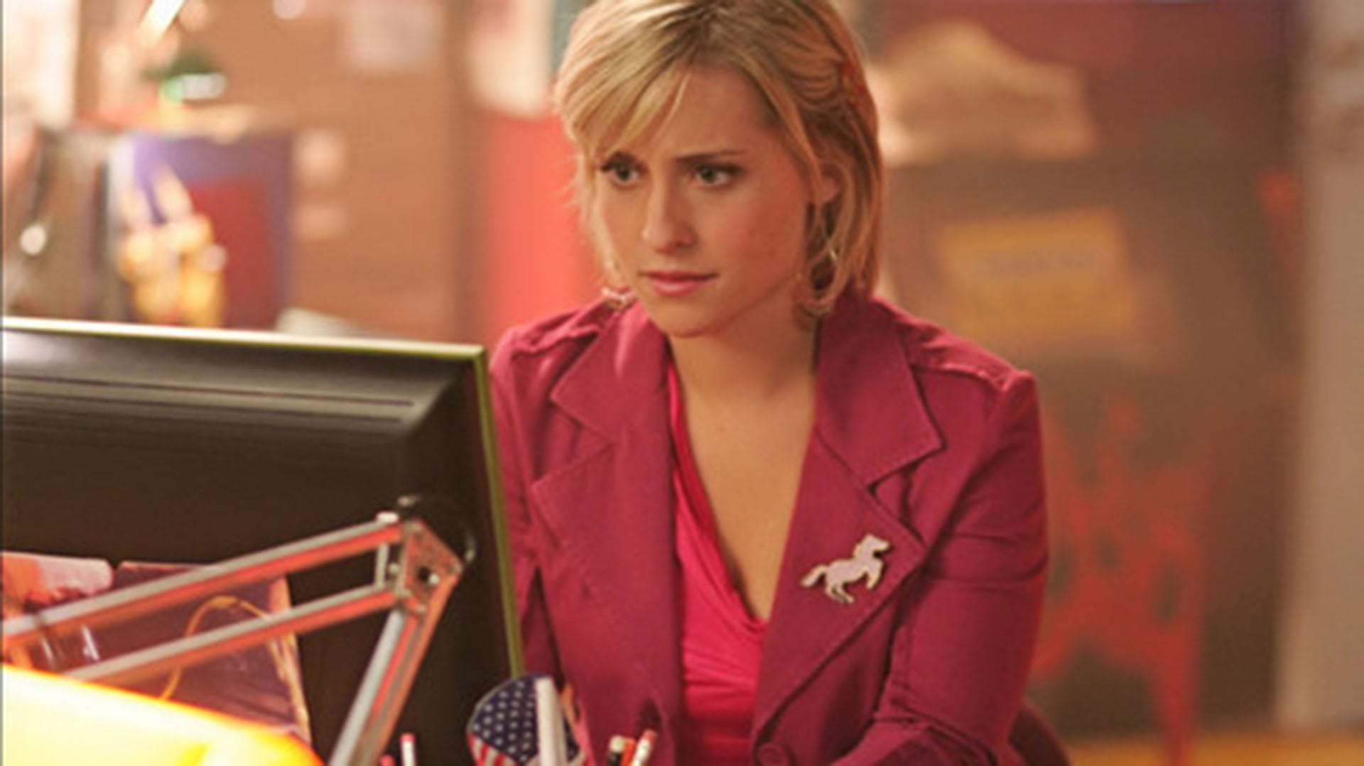 Tras cumplir su condena, Allison Mack intenta rehacer su vida en un entorno más tranquilo y familiar. (Archivo)