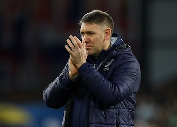 Dave Challinor destaca que la promoción con el mismo equipo es la ruta principal para que entrenadores ingleses lleguen a la máxima categoría (Reuters/Matthew Childs)