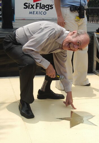 El cómico mexicano recibió tratamiento