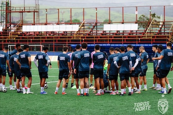El equipo tiene hasta el fin de semana del 26 de julio para ponerse al día o no podrá jugar su primer encuentro del campeonato y caerá 3-0 por reglamento. (Imagen cortesía de San Carlos)