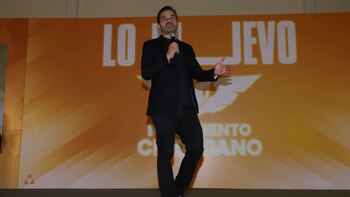 Álvarez Máynez se lanzará contra