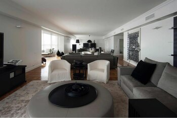 Un amplio living en Le