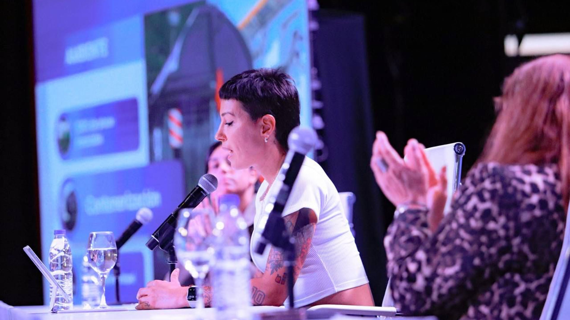 Mayra Mendoza deposita la sucesión en dos dirigentas de su confianza