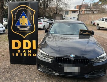 Durante el procedimiento, los policías