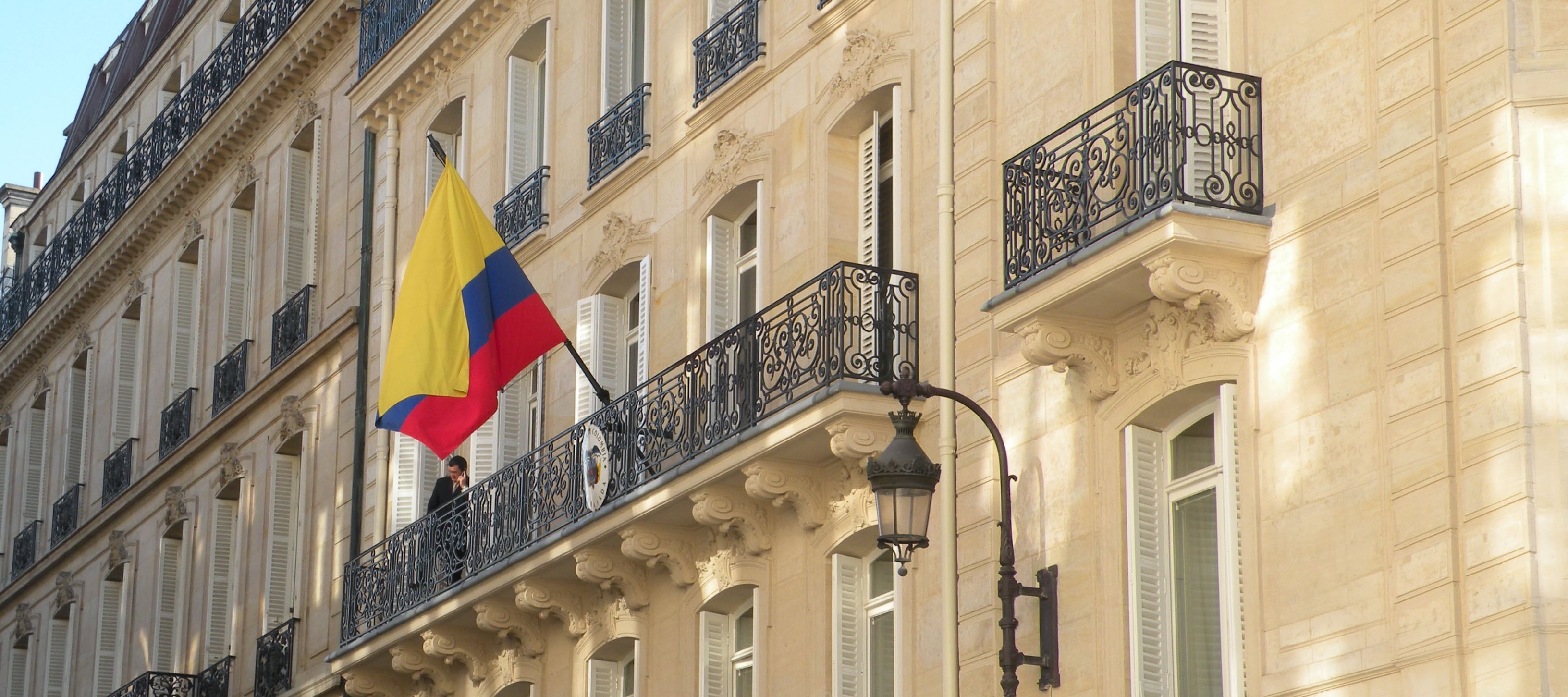 Sindicato de la Cancillería exige refuerzo urgente en consulados