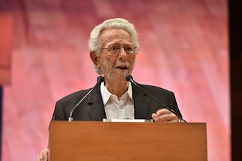 Viajó a México para huir