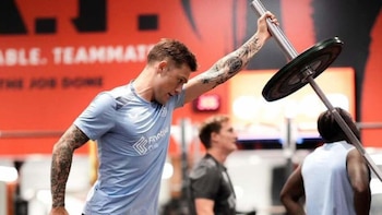 Oliver Sonne realizando entrenamiento en gimnasio. - Crédito: Burnley