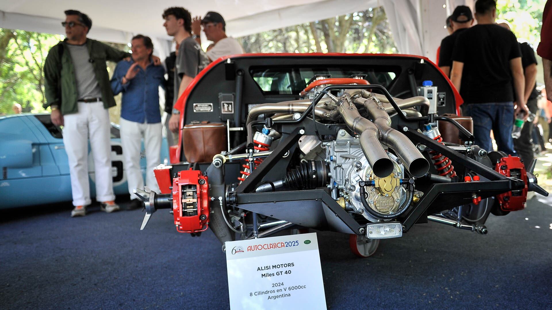 El interior del Ford GT 40 hecho por Alisi