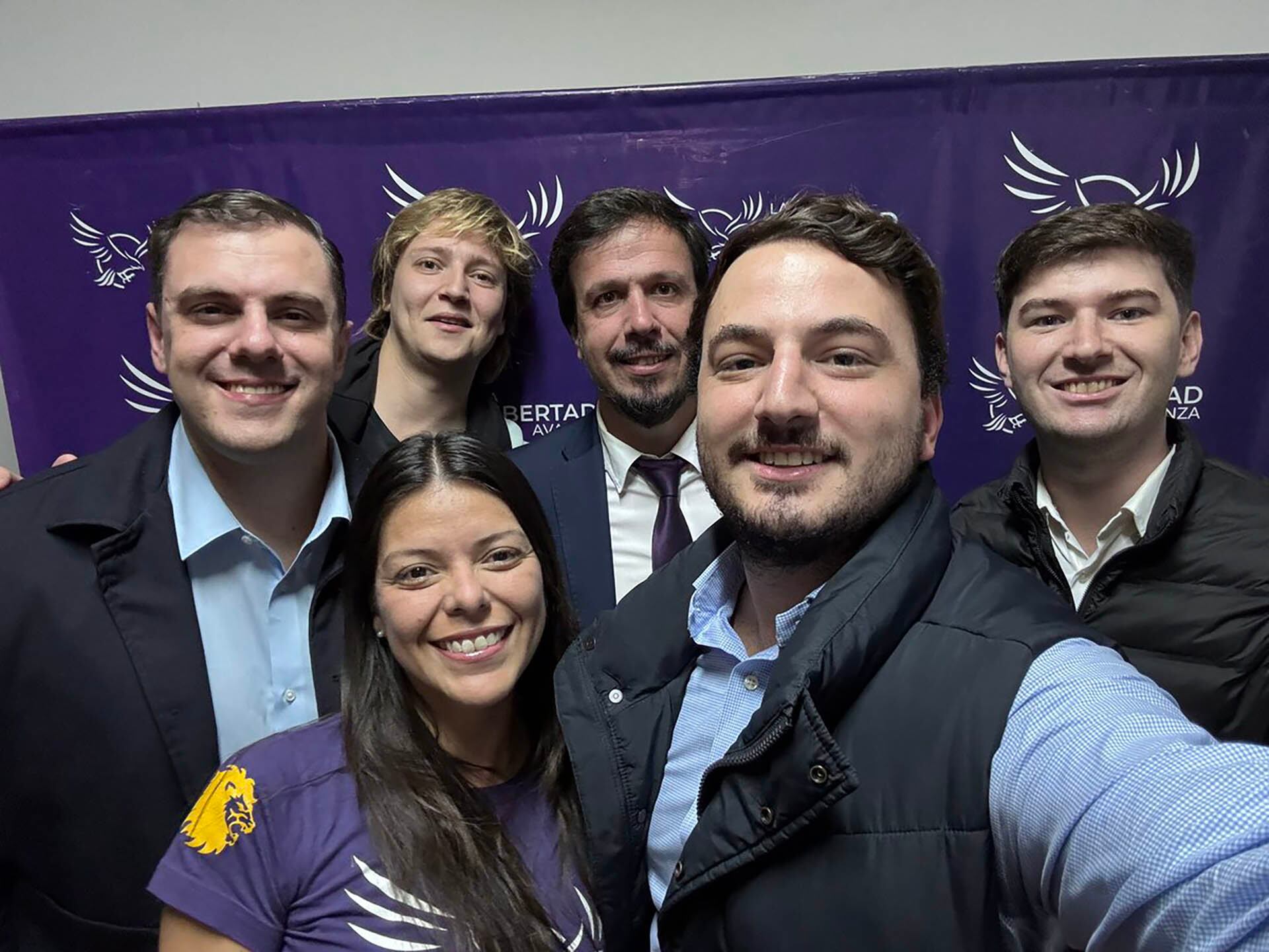 Los influencers libertarios junto a los referntes salteños de La Libertad Avanza (Fuente)