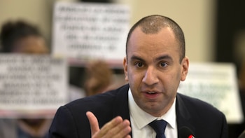 Larry Devoe, el abogado cercano al régimen chavista, que fue designado como nuevo fiscal general de Venezuela