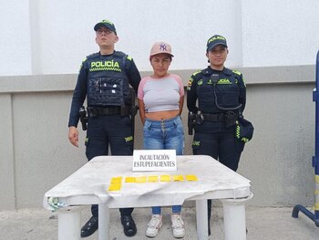 La mujer habría sido una