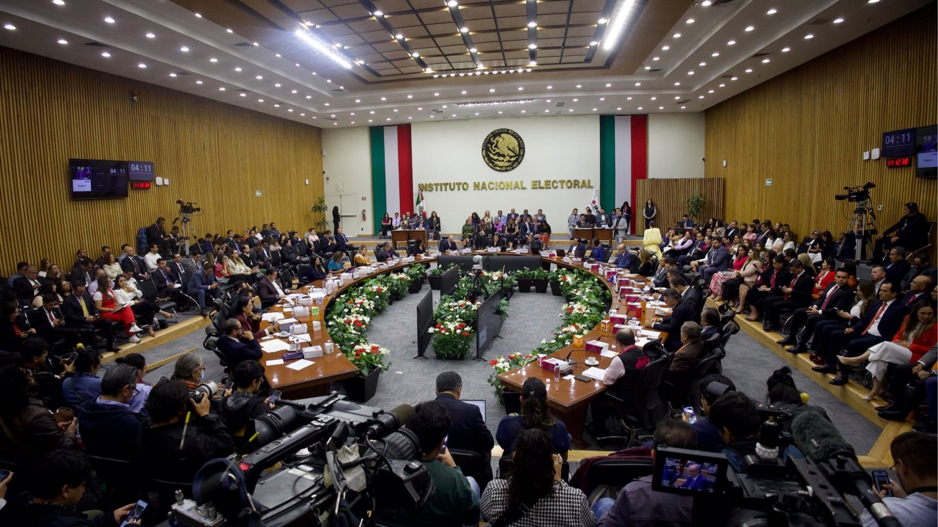 El INE dio el banderazo al Proceso Electoral 2026-2027. (Foto: X/@A_MontielR)
