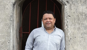 Epigrafe: Gustavo Arango, autor del