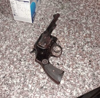 El revólver utilizado en el