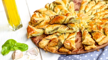 Tarta salada de pesto en