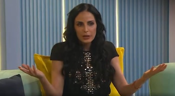 Ximena Herrera señaló que es incompatible con Moisés Peñaloza