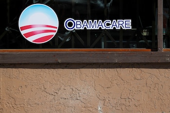 Florida perdió cerca de 443.000 afiliados de Obamacare tras el fin de los subsidios federales ampliados y el alza de las primas de la ACA (REUTERS/Mike Blake/File Photo)