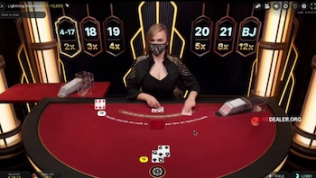 Lightning Blackjack combina la tecnología