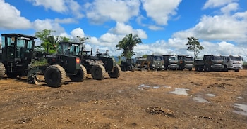 La administración encabezada por Bernardo Arévalo espera la resolución de un recurso judicial que mantiene detenida la obra, considerada parte fundamental en la estrategia nacional contra la criminalidad organizada y el fortalecimiento institucional. Fotografías: Ejército de Guatemala