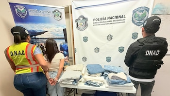 Condenan en Panamá a colombiana que llevaba 17 kilos de cocaína impregnados en ropa