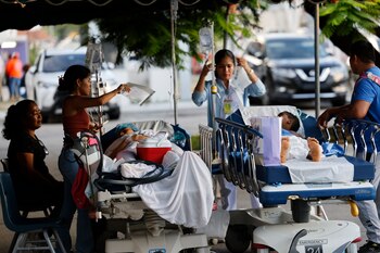 Un terremoto de magnitud 7,7 sacude Panamá y causa daños en edificios y vías