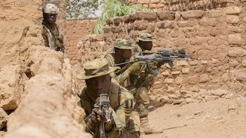 Los muertos por terrorismo caen