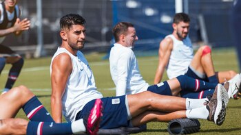 Carlos Zambrano volvió a los entrenamientos tras recuperarse de un desgarro en el aductor. (Foto: Prensa Alianza Lima)