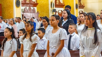 El Salvador celebró con gozo y fervor la solemnidad por el Cuerpo y la Sangre de Cristo