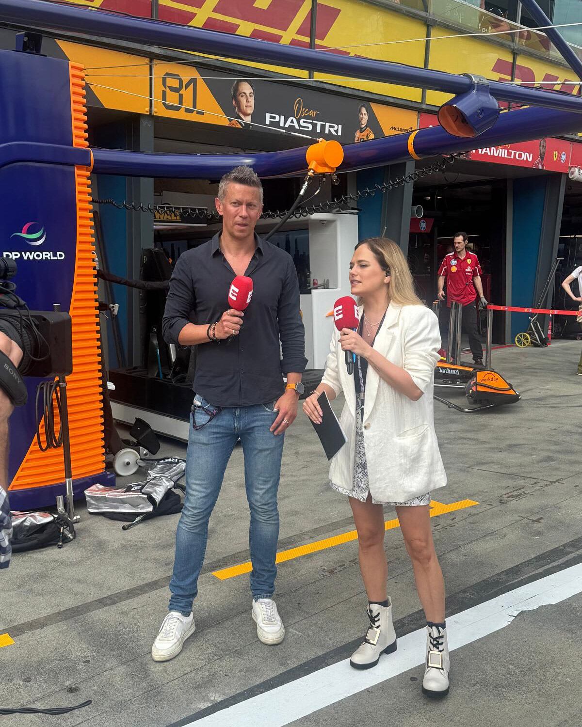 Marcin Budkowski hoy es cronista y comentarista en las carreras de F1 (@marcinbudkowskif1)