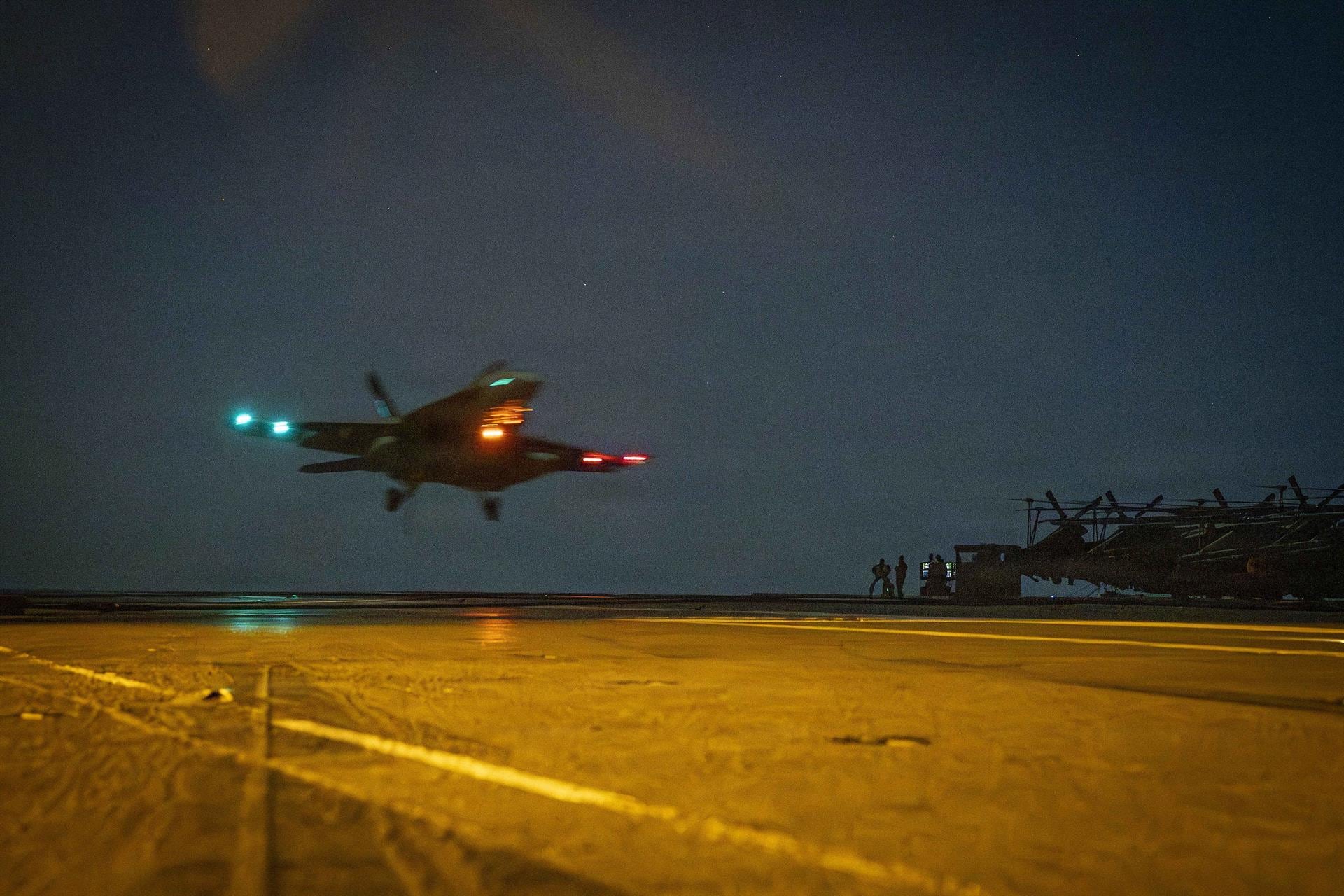 El Ejército de EEUU inicia su duodécima noche seguida de ataques contra Irán
