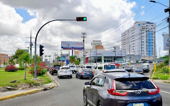 Entre el 19 y el 25 de septiembre, la gasolina premium quedó en RD$350.10 (USD 5.92) por galón y la gasolina regular en RD$315.50 (USD 5.34). (Cortesía: Instituto Nacional de Tránsito y Transporte)