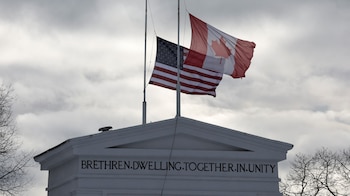 Banderas de Canadá y Estados