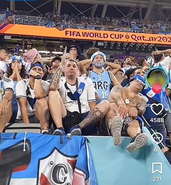 En Qatar, con el brazo