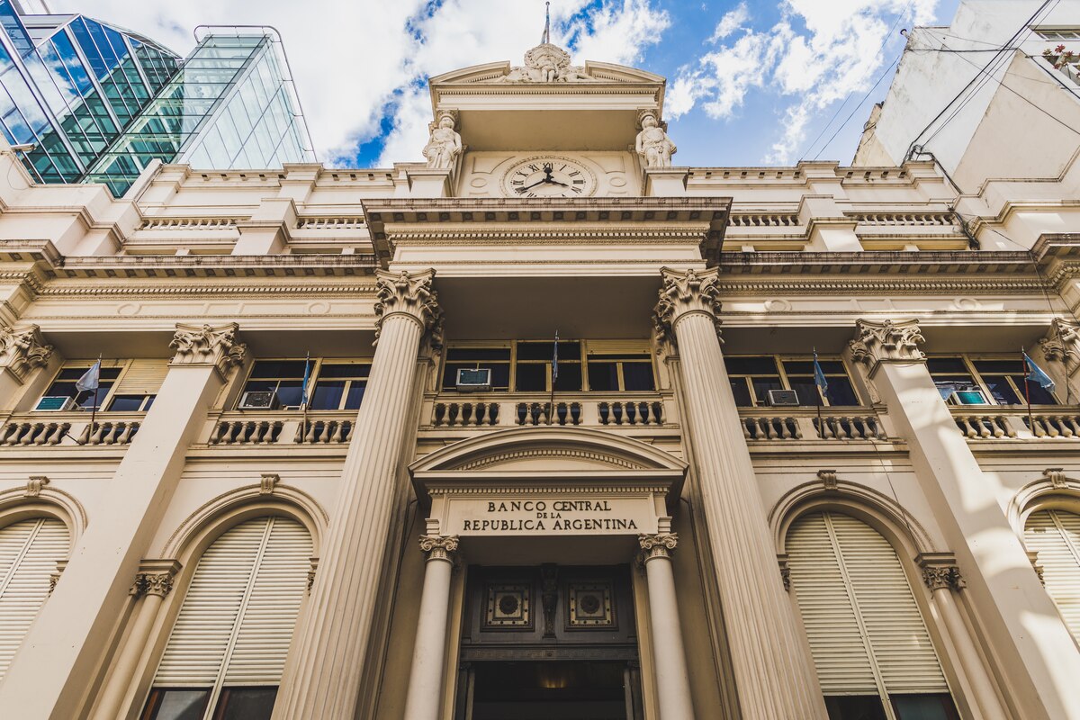 El sector energético y su impacto en el superávit comercial frente a la caída de reservas