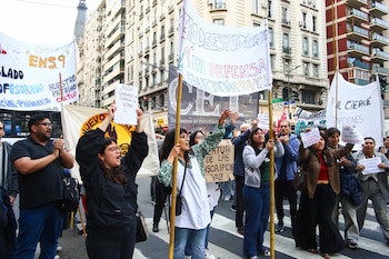 Previa marcha universitaria - Plaza Houssay - Represión