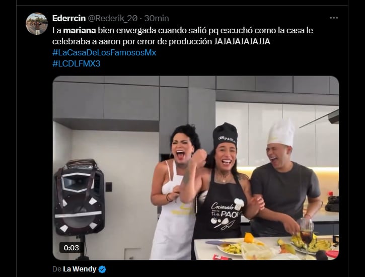 (Redes sociales)