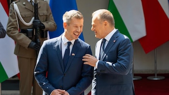 Magyar realiza primer viaje como primer ministro a Polonia con la intención de revitalizar Visegrado