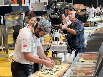 Pizzaiolo Felipe Lobo en el