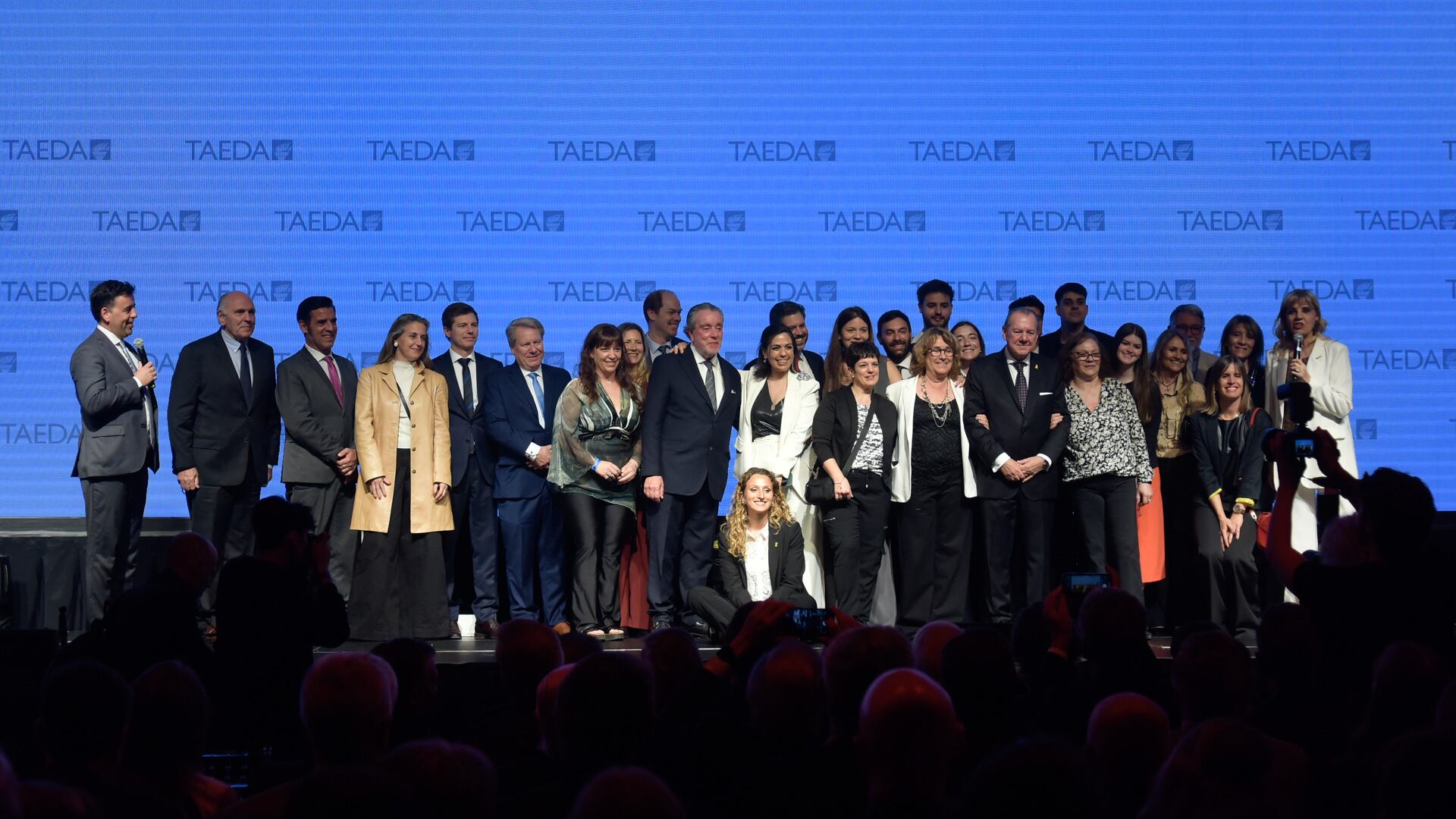 El equipo de TAEDA festejó sus primeros 20 años de trabajo