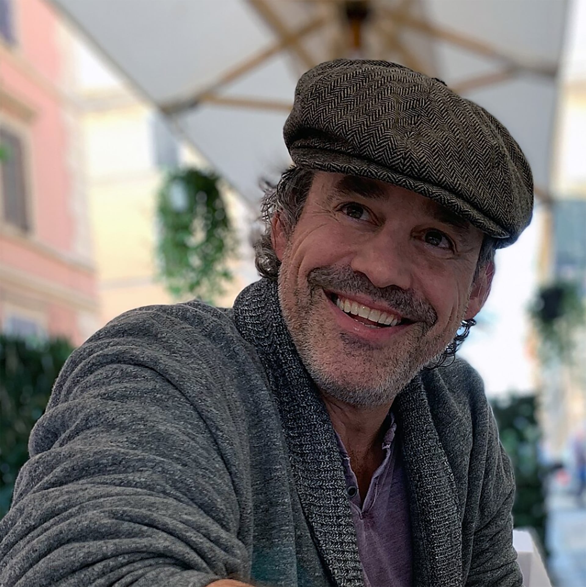 Brendon fue diagnosticado con un defecto cardíaco congénito frecuente en gemelos y padeció síndrome de cauda equina (Instagram)