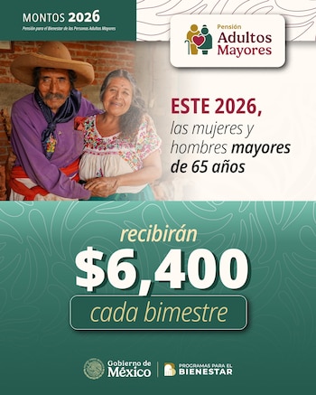 Personas adultas mayores acuden a