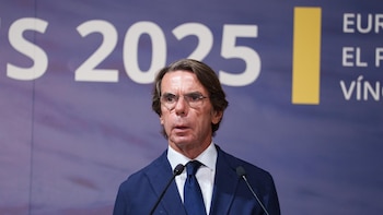 FAES critica la "performance zurda" de Sánchez en Barcelona con "cómplices de una narco-dictadura": "Solo faltó Maduro"